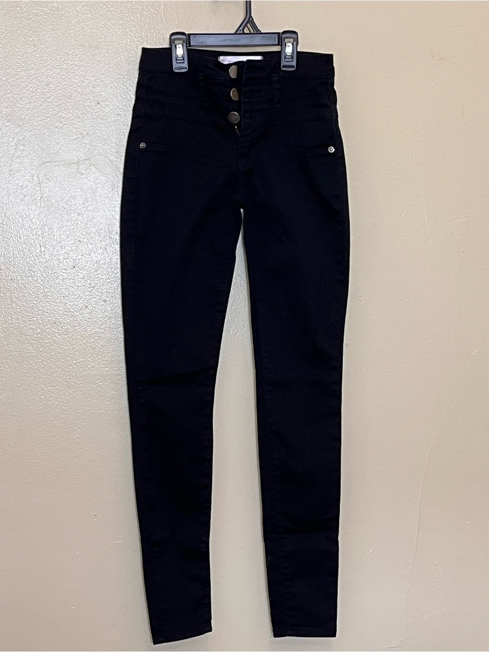 No Boundaries Black High-Waist Skinny Jeans with Triple Button